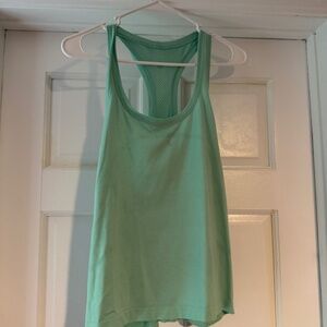 Lululemon - race length swiftly tank